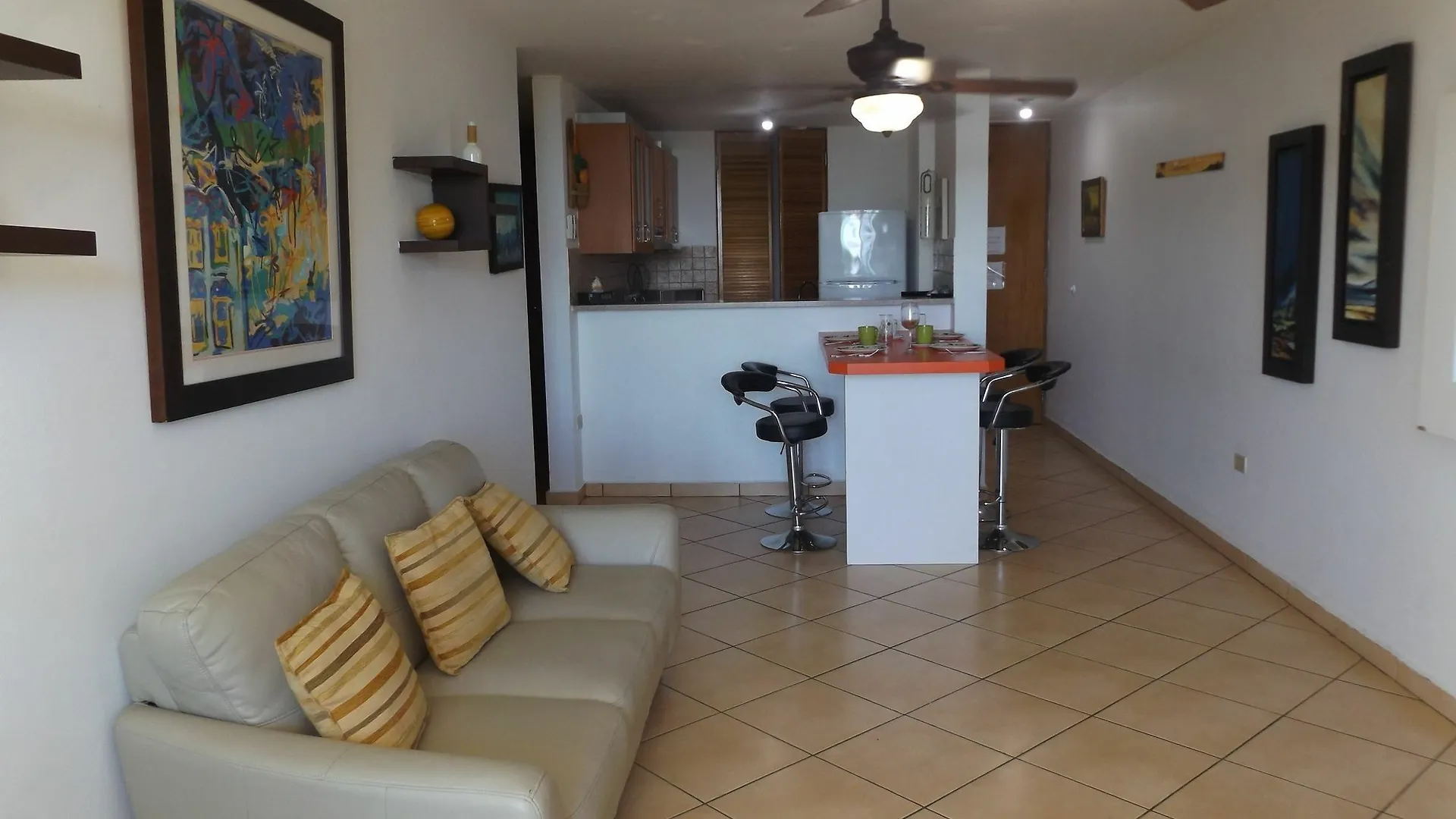 Front Beach Luxury Apartment Rincon